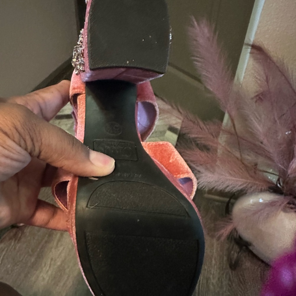 Beautiful pink velvet sandals. Never worn.